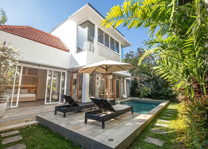 Elegant 3br Oasis In The Heart Of