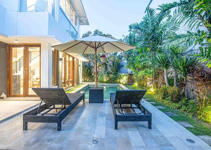Elegant 3br Oasis In The Heart Of Ferienhaus *