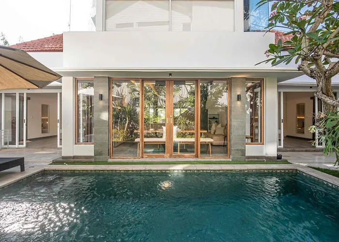 Ferienhaus Elegant 3br Oasis In The Heart Of Seminyak
