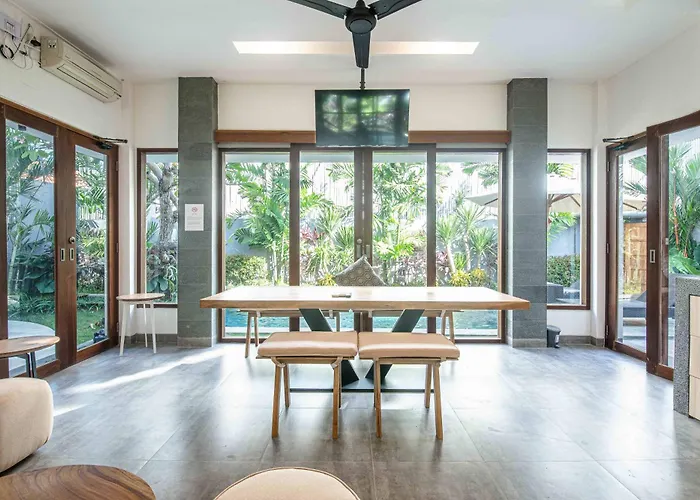 Elegant 3br Oasis In The Heart Of Ferienhaus Seminyak