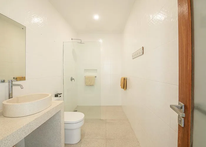 Elegant 3br Oasis In The Heart Of Ferienhaus *